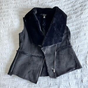 White House Black Market. - Black Faux Fur Vest
